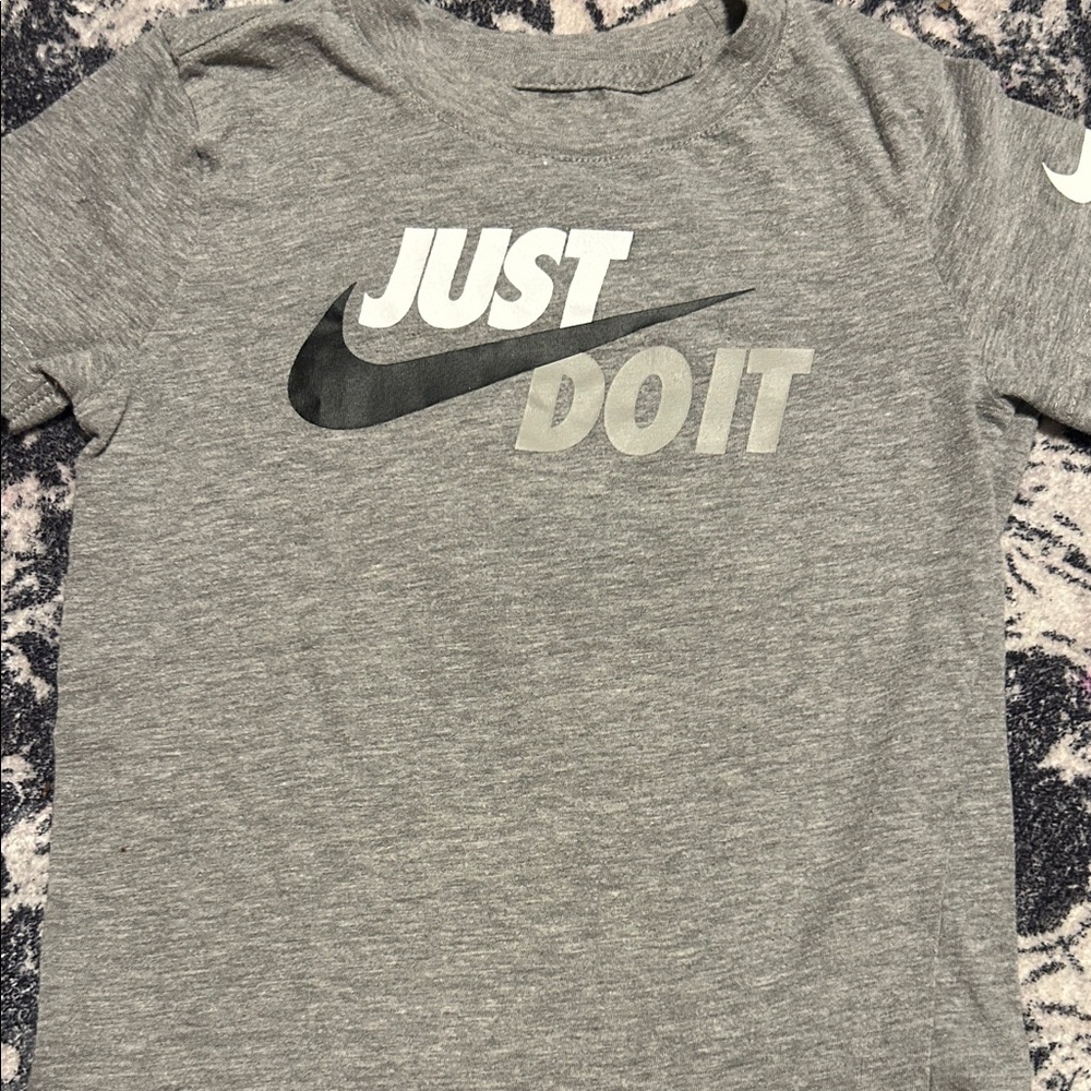 Nike Kids Gray 'Just Do It' Tee